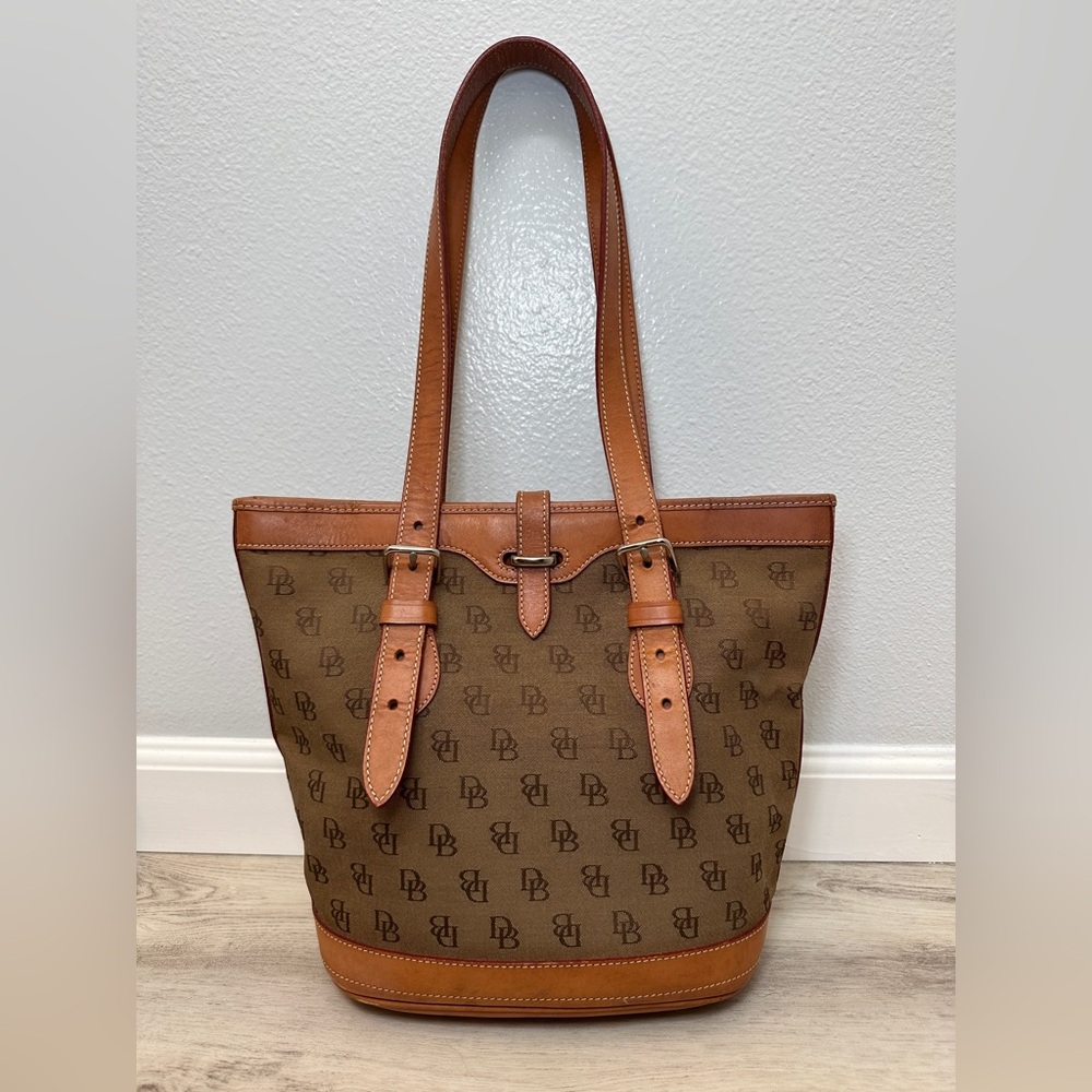 Vintage Dooney & Bourke Monogram Tote‎ Bag Brown Leather Canvas - Picture 2 of 10